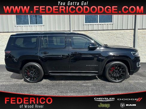 Used 2023 Jeep Wagoneer Series II w/ Flexible Seating Group AWD/4WD image 1