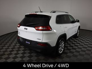Used 2014 Jeep Cherokee Latitude w/ Cold Weather Group AWD/4WD video 3