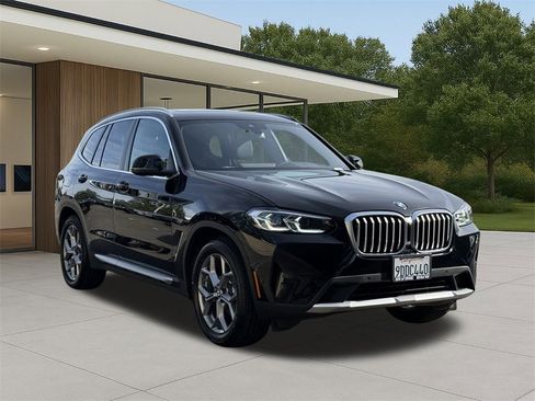 Certified 2023 BMW X3 sDrive30i w/ Premium Package image 5