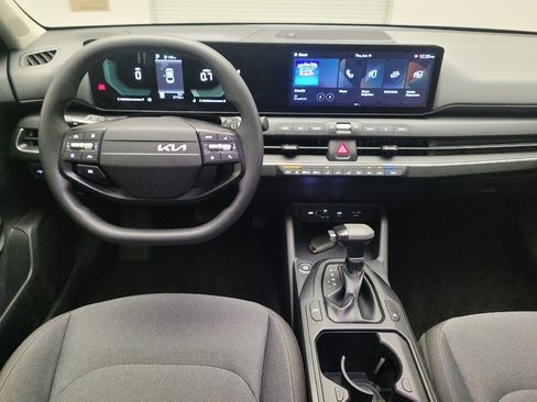 Used 2025 Kia K4 FWD image 22