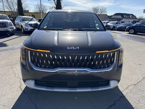 New 2026 Kia Carnival LX image 9