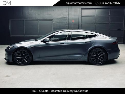 Used 2023 Tesla Model S Standard Range AWD/4WD image 4