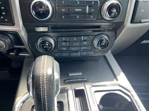 Certified 2017 Ford F150 Lariat w/ Equipment Group 502A Luxury AWD/4WD image 17