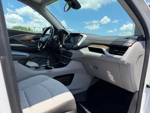 Used 2020 GMC Terrain SLE FWD image 31