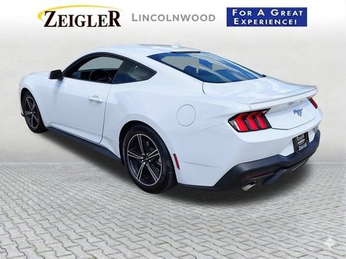 Used 2025 Ford Mustang Premium RWD image 7