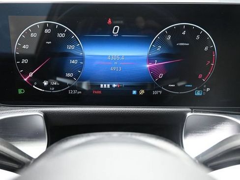 Used 2026 Mercedes-Benz GLB 250 image 10