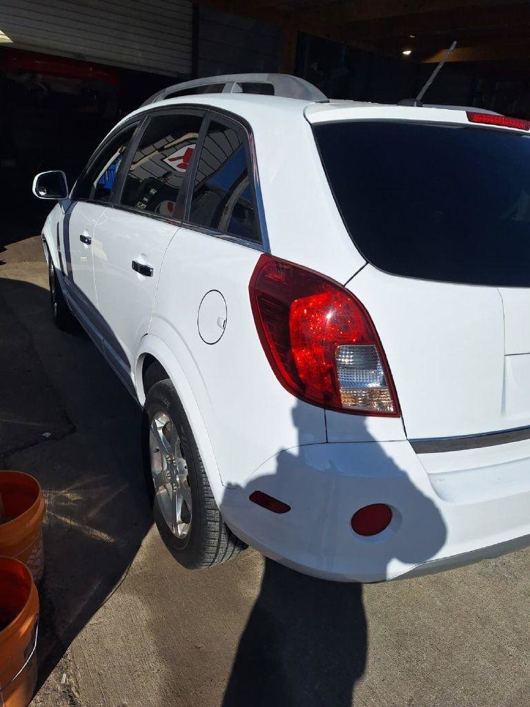 Used 2013 Chevrolet Captiva Sport LT FWD image 7