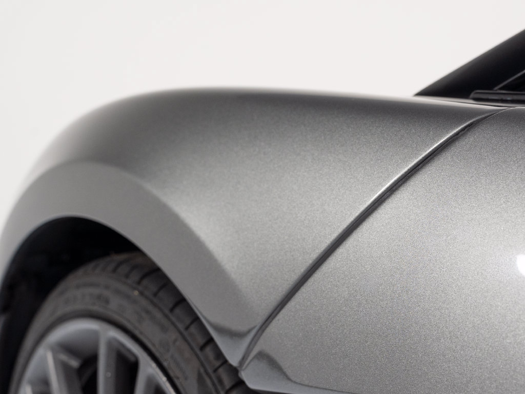 Used 2018 McLaren 570S Spider RWD image 52
