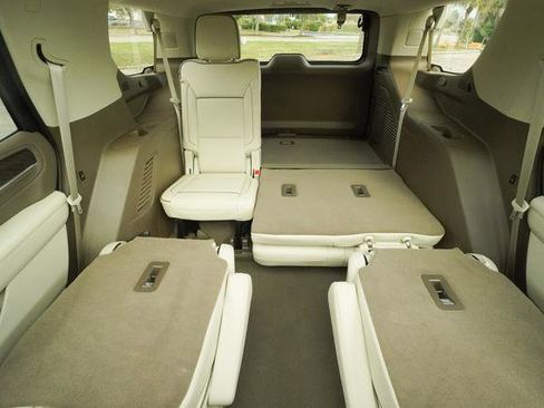 Used 2024 GMC Yukon Denali w/ Denali Reserve Package image 30