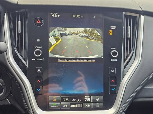 Used 2025 Subaru Legacy Premium image 30