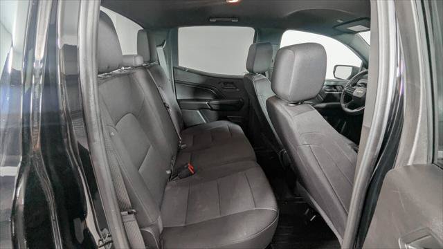 Used 2023 Chevrolet Colorado W/T RWD image 21