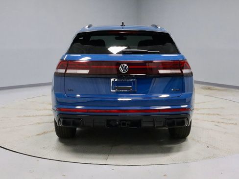 Used 2025 Volkswagen Atlas Cross Sport SEL R-Line image 10