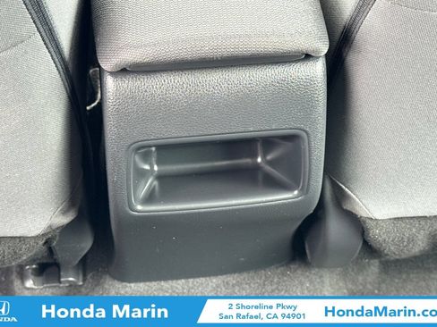 Used 2020 Toyota Corolla LE FWD image 16
