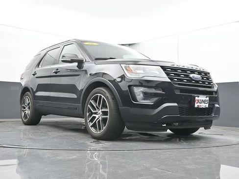 Used 2016 Ford Explorer Sport AWD/4WD image 24