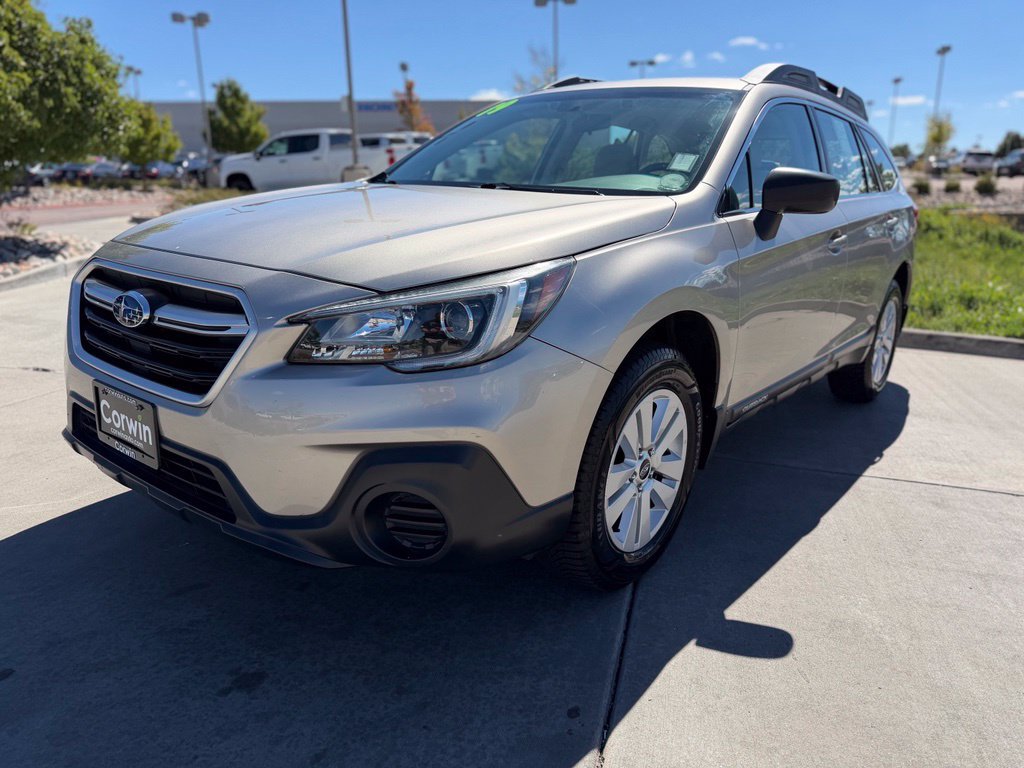 Used 2019 Subaru Outback 2.5i AWD/4WD image 3