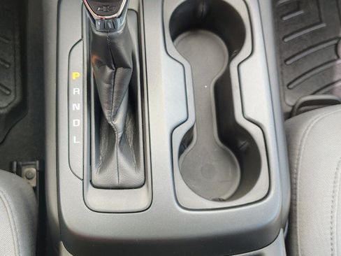 Used 2022 Chevrolet Colorado W/T w/ Custom Special Edition AWD/4WD image 26