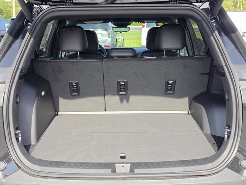 New 2027 Chevrolet Equinox LT w/ Convenience Package II FWD image 15