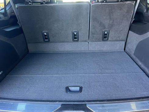 Used 2024 Cadillac Escalade ESV Sport Platinum w/ LPO, ONYX Package image 18