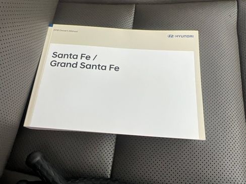 Used 2018 Hyundai Santa Fe AWD image 27