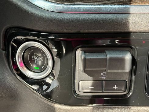 Used 2019 Nissan Maxima SR w/ Premium Package FWD image 28