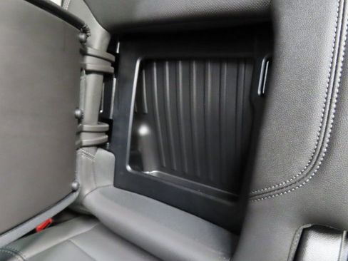 Used 2025 GMC Sierra 2500 SLT w/ SLT Convenience Package image 48