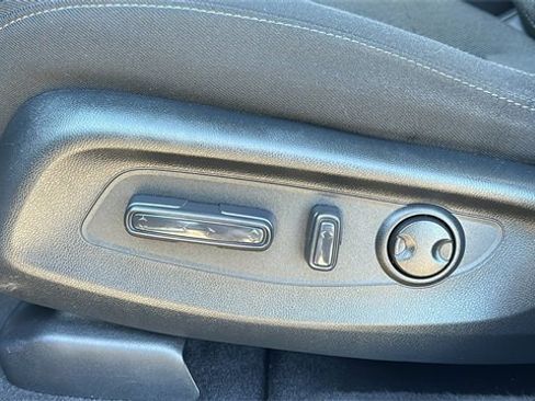 Used 2023 Honda CR-V EX image 10