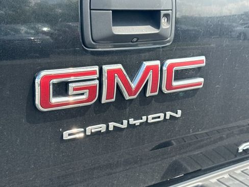 Used 2022 GMC Canyon AT4 AWD/4WD image 13