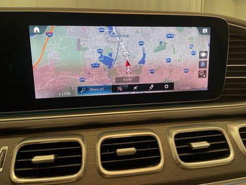 Used 2020 Mercedes-Benz GLE 350 4MATIC image 22