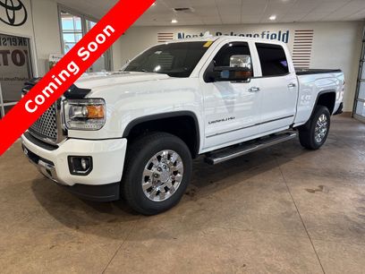 Used 2016 GMC Sierra 2500 Denali w/ Duramax Plus Package