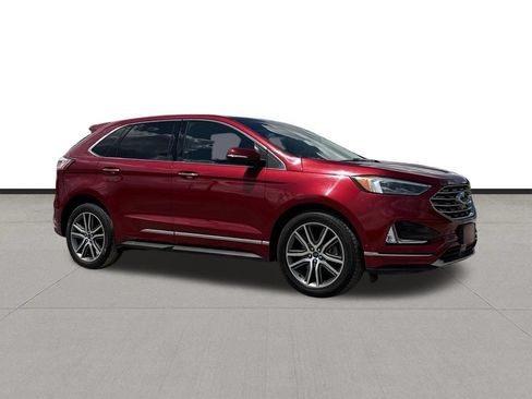 Used 2019 Ford Edge Titanium w/ Equipment Group 301A AWD/4WD image 3