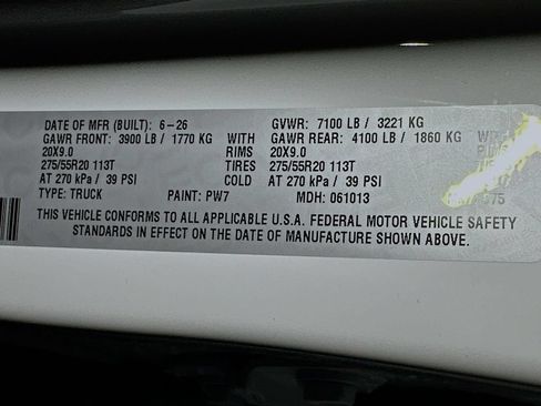 New 2026 RAM 1500 4x4 Crew Cab image 25