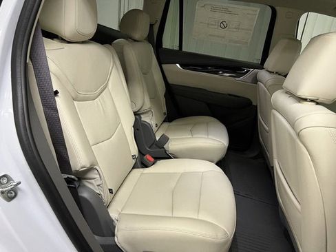 New 2025 Cadillac XT6 Premium Luxury w/ LPO, Floor Liner Package image 18