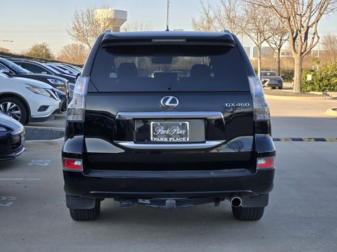 Used 2020 Lexus GX 460 Premium w/ Premium Package image 4