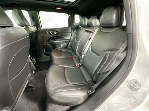 Used 2022 Jeep Compass High Altitude AWD/4WD image 28