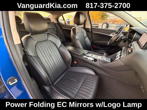 Used 2022 Genesis G70 2.0T w/ Prestige Package image 29