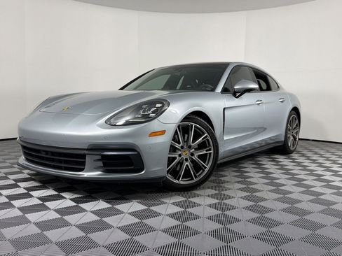 Used 2019 Porsche Panamera image 1