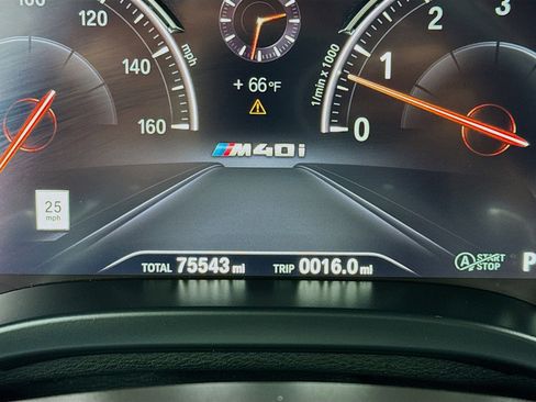 Used 2019 BMW X4 M40i w/ Executive Package image 8