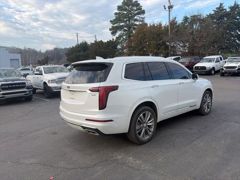 Used 2022 Cadillac XT6 Premium Luxury w/ Platinum Package image 7