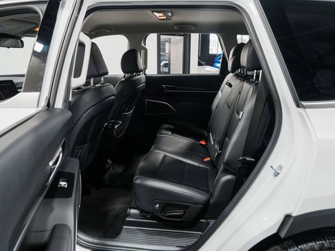Used 2024 Kia Telluride LX image 30