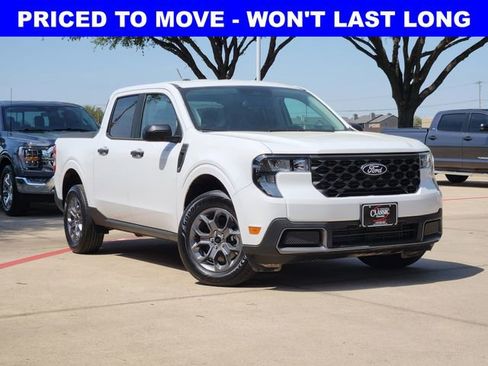 Used 2025 Ford Maverick XLT w/ Equipment Group 302A AWD/4WD image 2