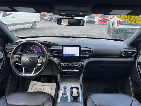 Used 2023 Ford Explorer ST-Line w/ Class IV Trailer Tow Package image 21