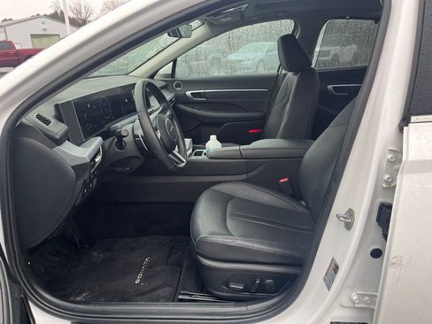 Used 2024 Hyundai Sonata Limited image 12