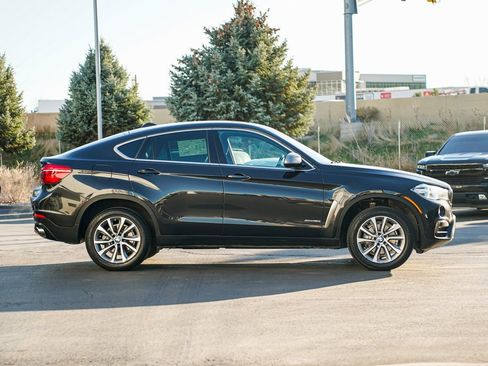 Used 2017 BMW X6 xDrive35i image 4