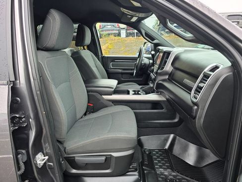 Used 2022 RAM 2500 Big Horn w/ Night Edition AWD/4WD image 12