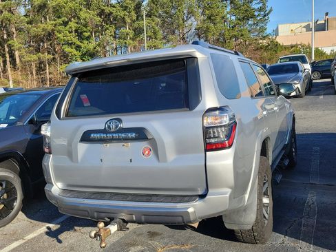 Used 2019 Toyota 4Runner TRD Off-Road Premium image 6