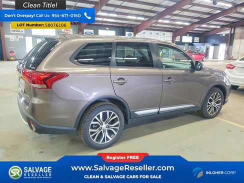 Used 2017 Mitsubishi Outlander AWD image 4