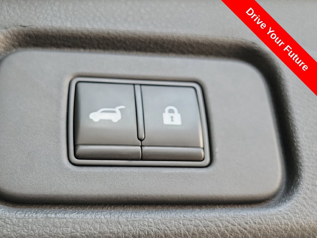 Used 2022 Nissan Pathfinder Platinum w/ Cargo Package FWD image 28