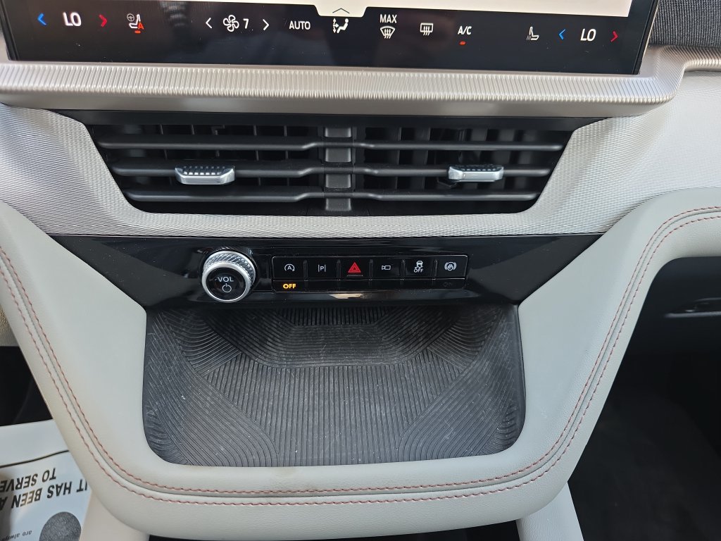 New 2026 Ford Explorer Active w/ Active Comfort Package RWD image 26