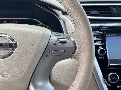 Used 2016 Nissan Murano Platinum w/ Platinum Technology Package FWD image 18