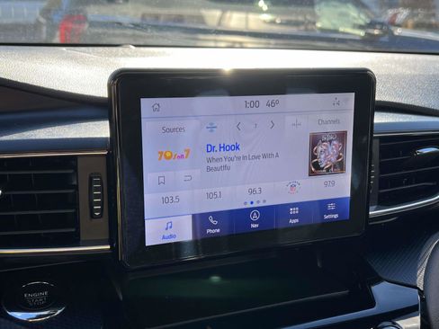 Certified 2022 Ford Explorer ST-Line w/ Class IV Trailer Tow Package image 29